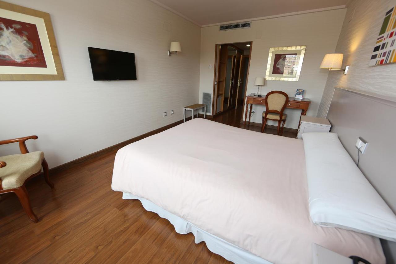 Hotel Universidad 알바세테 외부 사진